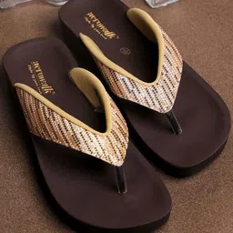 Aerowalk Women Textured One Toe Flats-image-70