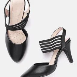 Lino Perros Kitten Pumps-13