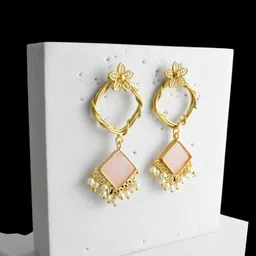 TISHUL JEWELS Gold-Plated Artificial Stones & Beaded Diamond Shaped Drop Earrings-image-81