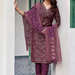 Skylee Purple Printed Kurta Pant Set With Dupatta-image-31