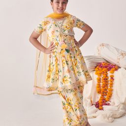 Pspeaches Cotton Half Sleeve Floral Printed Empire Gotta Patti Kurta With Sharara &  Dupatta - Offwhite-image-62