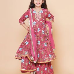 Bitiya By Bhama Cotton Woven Three Fourth Sleeves Floral Printed Gota Lace Embellished Coordinating Kurta Sharara With Dupatta Set - Pink-picture-19