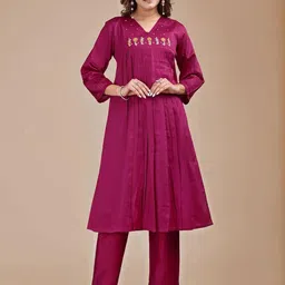 Tikhi Imli Embroidered V-Neck A-Line Top With Trousers Co-Ords-image-18