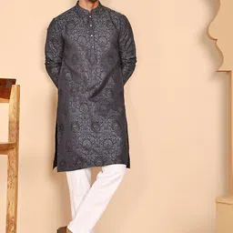 Jompers Men Ethnic Motifs Regular Kurta with Pyjamas-image-38