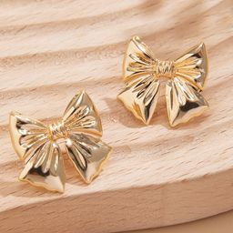 StyleCast x Revolte Classic Studs Earrings-28