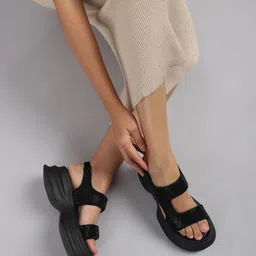 Truffle Collection Women Open Toe Flats-32