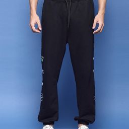 FLYNOFF Men Relaxed Loose Fit Easy Wash Joggers Trousers-image-19