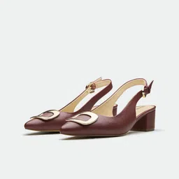 Oroh Leather Party Buckles Block Pumps-15