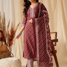 Ginni Arora Label Women Floral Printed Regular Pure Cotton Kurta with Trousers & With Dupatta-45