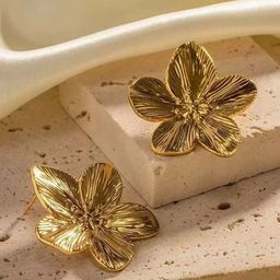 MYKI Contemporary Studs Earrings-15