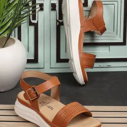 Carlton London Flatform Heel Sandals with Lacer Cuts-17