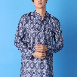 V-Mart Men Bandhani Yoke Design Mirror Work Kurta-picture-27