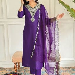 BAESD Women Ethnic Motifs Embroidered Regular Thread Work Kurta with Trousers & With Dupatta image 3