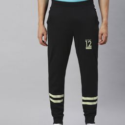 Huetrap Men Black Solid Knitted Straight Fit Sustainable Joggers-image-55