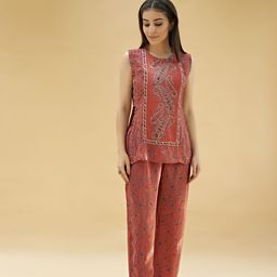 SUKRUTI DESIGN Paisley Printed Sleeveless Pure Silk Tunic With Trousers-image-23