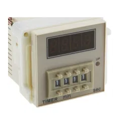 RS PRO Single Function Timer Relay Plug In Mount 100 - 240 V AC SPDT Model No. 1792900 image 4