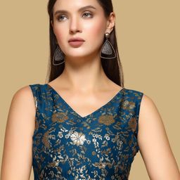 Oomph! Woven Design V Neck Saree Blouse-image-88