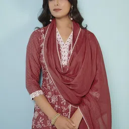 Anouk Floral Embroidered V-Neck Pure Cotton Kurta With Trousers & Dupatta image 4