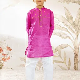 VASTRAMAY Boys Floral Embroidered Cotton Kurta with Pyjamas-image-20
