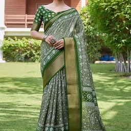 KALINI Women Green Printed Woven Design Silk Blend Saree-image-97