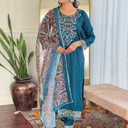 Lilots Floral Embroidered Thread Work Chanderi Silk Kurta With Trousers & Dupatta-picture-5