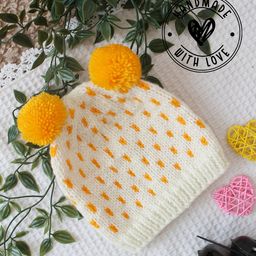 Woonie Handmade Pom Pom Detailed Cap - Off White-image-55
