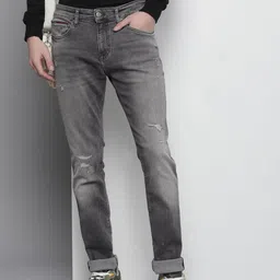 Tommy Hilfiger Men Slim Fit Mildly Distressed Light Fade Stretchable Jeans-picture-24