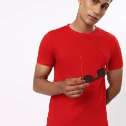 Bewakoof Bold Red Cotton Solid Regular Fit T-Shirt-picture-25