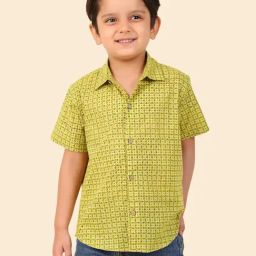 Fabindia Kids Green Printed Shirt-image-100