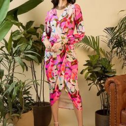 Overlap neck Tulip midi Dress in Mauve Floral Print-image-2