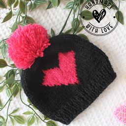 Woonie Handmade Pom Pom & Heart Detailed Cap - Black-picture-30