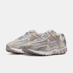 Nike Zoom Vomero 5 Men Suede Lace-Ups Sneakers-image-11