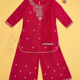 Akkriti by Pantaloons Girls Fuchsia Rose Embroidery Kurta Sets-picture-30