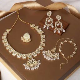 Teejh Nizamabad Gold Jewellery Gift Set-40