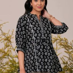 Libas Black Cotton Regular Fit Floral Print Kurtis-picture-41