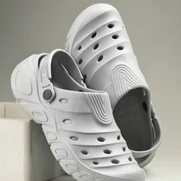 The Roadster Lifestyle CoTextured  Clogs-49