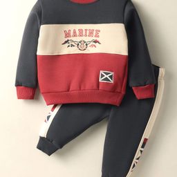 CUCUMBER Fleece Knit Full Sleeves T-Shirt & Lounge Pant Set With Text Print - Black-image-38