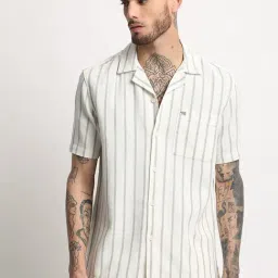 The Bear House Cream Cotton Regular Fit Striped Shirt-picture-1