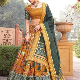 A TO Z CART Printed Ready to Wear Lehenga & Unstitched Blouse With Dupatta image 2
