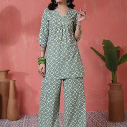 Sangria Printed Top With Trousers Co-Ords-picture-10