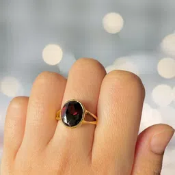 GenZcomplex Gold-Plated Brass Garnet Finger Ring-85