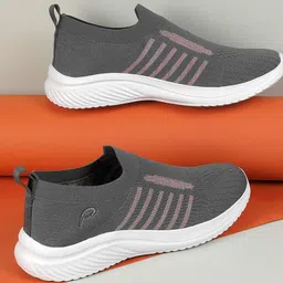 Proline Men Walking Non-Marking Shoes Sports Shoes-picture-1