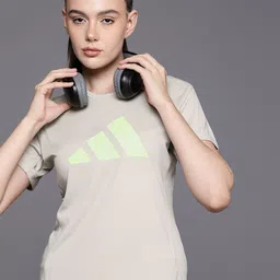 ADIDAS Run It Logo T-shirt-image-30