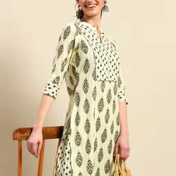 Sangria Ethnic Motifs Printed Gotta Patti Kurta With Palazzos-image-44