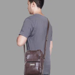NFI essentials Unisex Messenger Bag-14