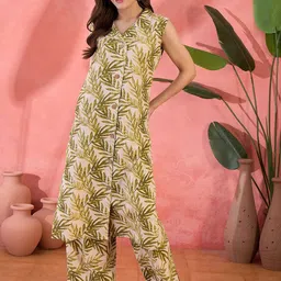 Sangria Floral Print Shirt Collar Sleeveless Kurta With Palazzos-picture-29