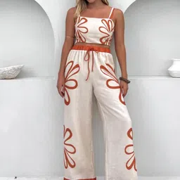 all about you Floral Printed Square-Neck Top With Palazzo Co-Ords-image-71