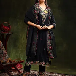 Berrylicious Floral Embroidered V Neck Organza Kurta With Trousers And Dupatta-image-65