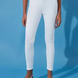 Trendyol Women Solid  Highly Distressed Jeans-picture-13