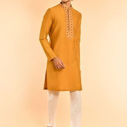 Diwas by Manyavar Floral Yoke Design Mandarin Collar Straight Kurta With Pyjama-image-40